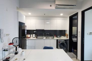 Almas @ Puteri Harbour