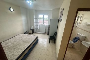 Desa Skudai Apartment