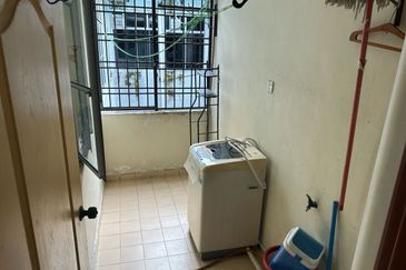 Desa Skudai Apartment