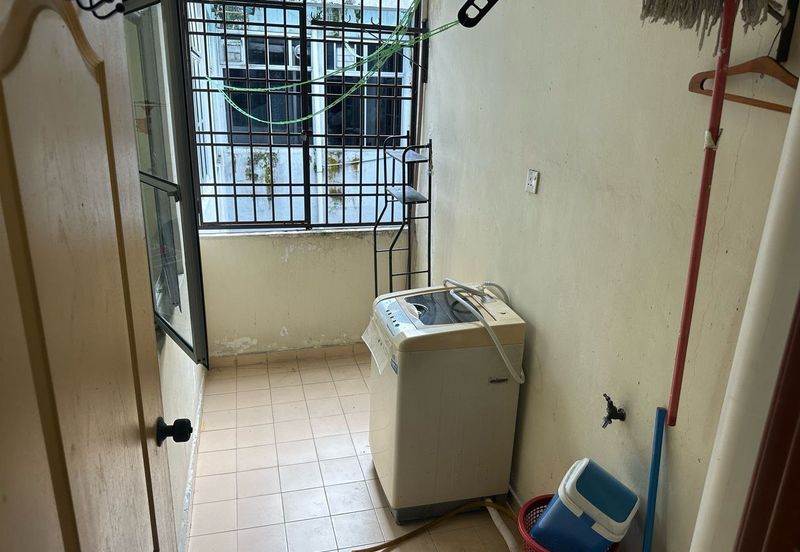 Desa Skudai Apartment