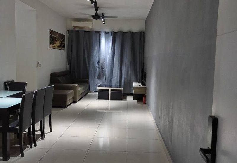 Meridin Bayvue Apartment