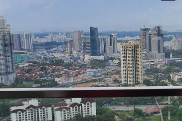 The Pinnacles (Pinnacle Tower)