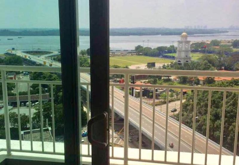 Golden Sands Seaview Residence