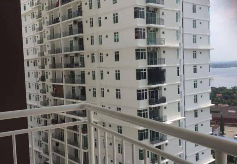 Golden Sands Seaview Residence