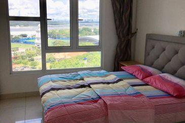 Golden Sands Seaview Residence