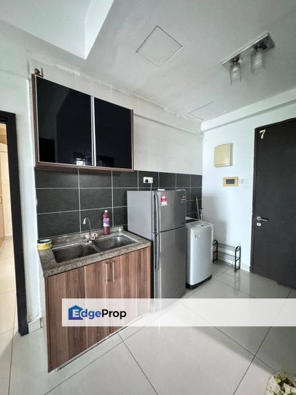 D'INSPIRE RESIDENCE APARTMENT @ BUKIT INDAH / NUSA BESTARI, Johor, Johor Bahru