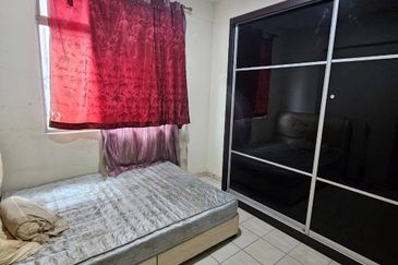 Indah Court Apartment