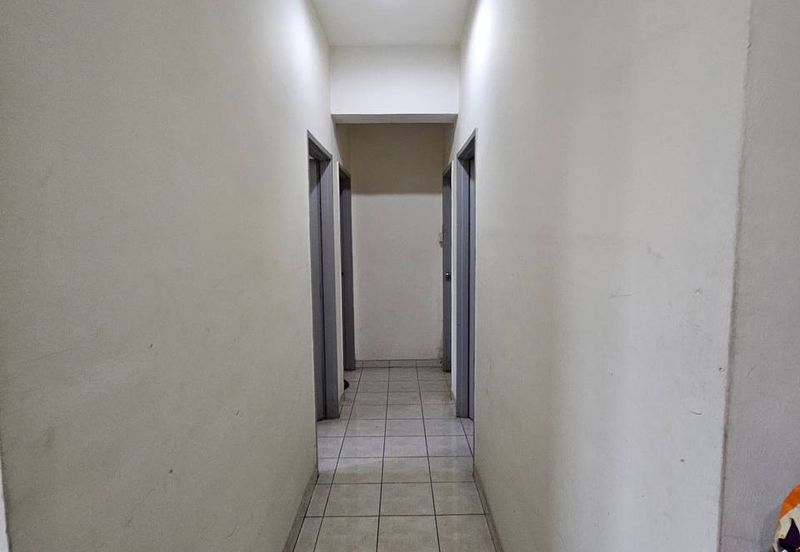 Indah Court Apartment