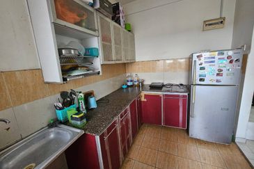 Indah Court Apartment