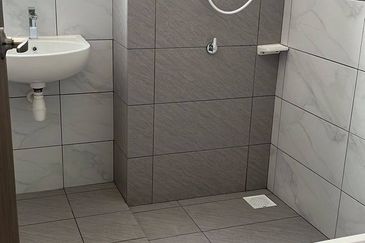 SKS Habitat Apartment, Larkin