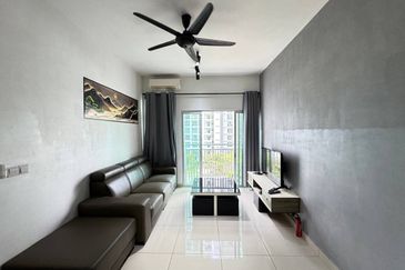 Meridin Bayvue Apartment