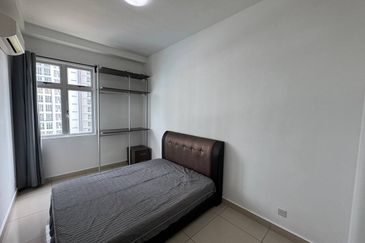 Meridin Bayvue Apartment