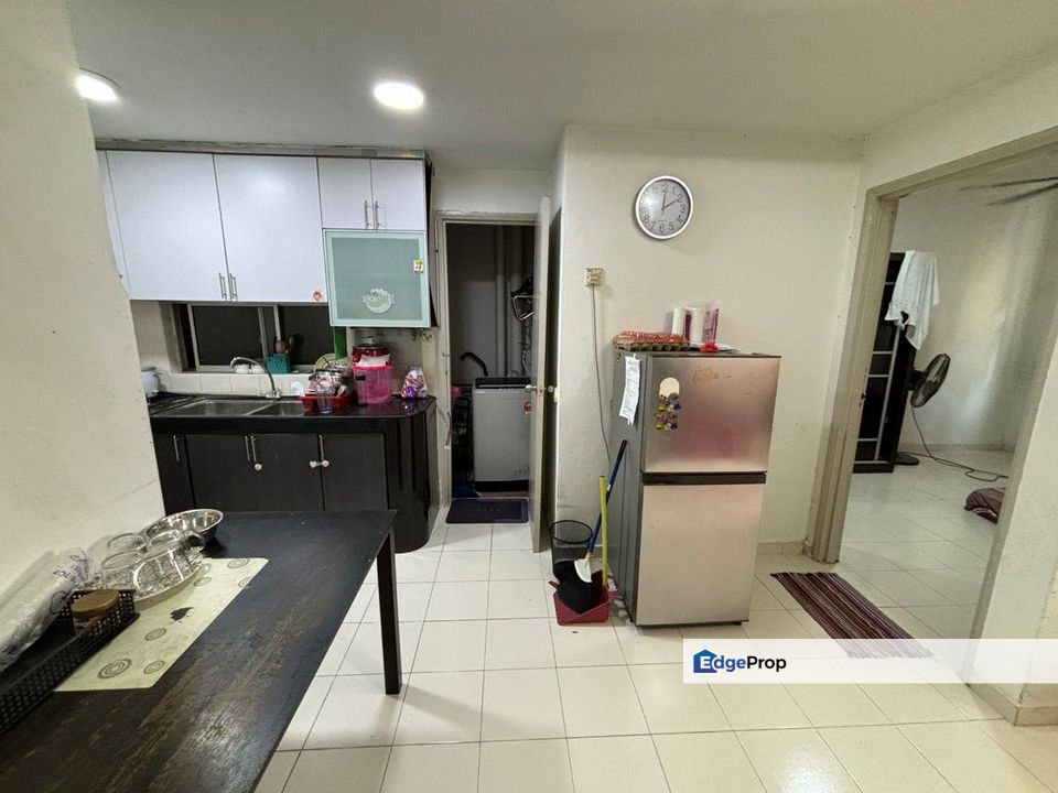 VILLA KRYSTAL APARTMENT @ BANDAR SELESA JAYA / SKUDAI, Johor, Skudai