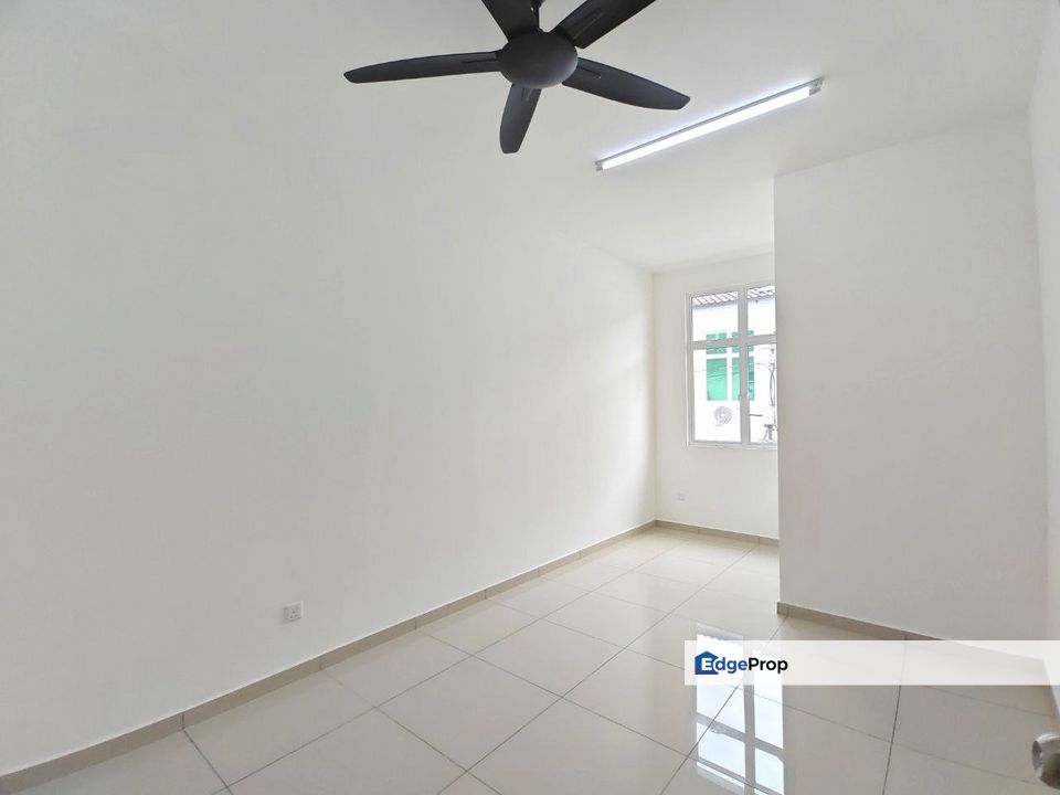 BANDAR LAYANGKASA @ DOUBLE STOREY, Johor, Pasir Gudang