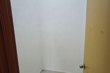 Desa Skudai Apartment