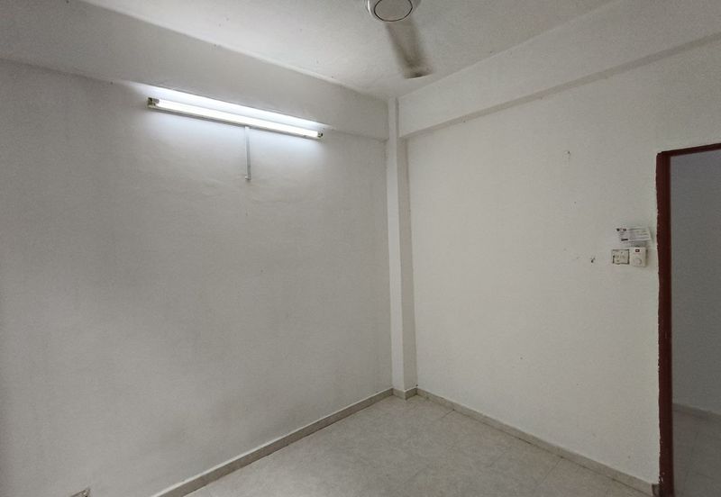 Desa Skudai Apartment