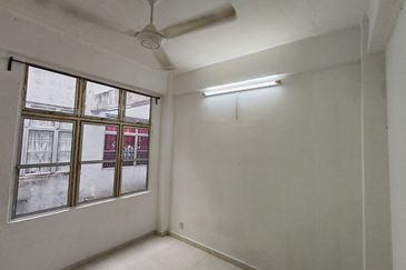 Desa Skudai Apartment