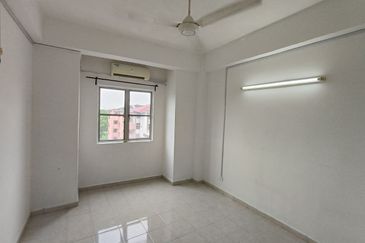 Desa Skudai Apartment