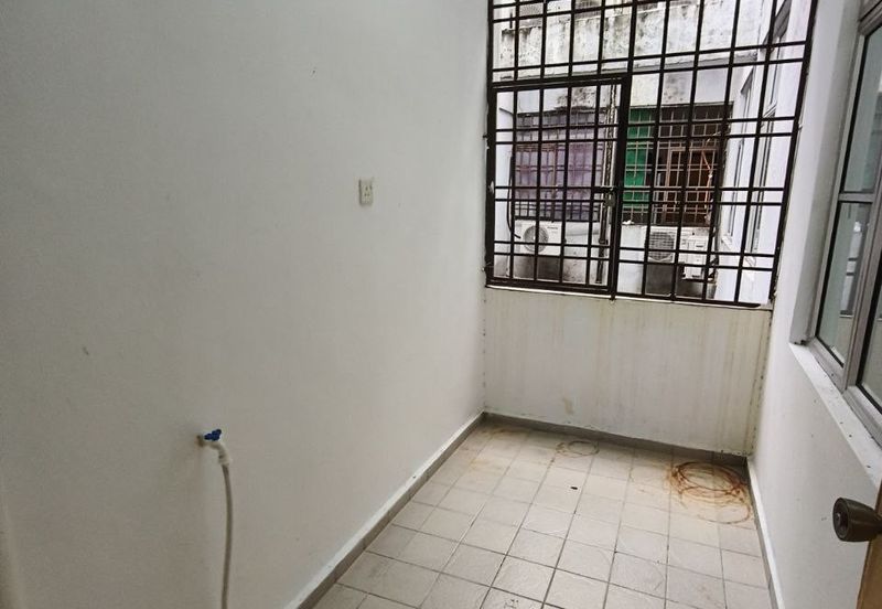 Desa Skudai Apartment