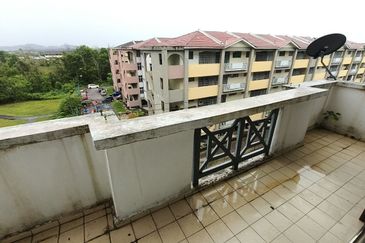 Desa Skudai Apartment