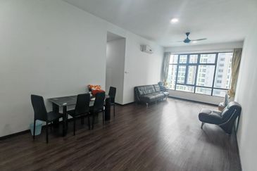 D'Summit Residences @ Kempas Utama