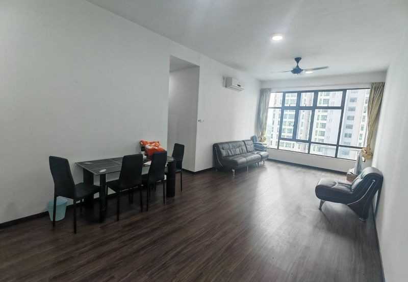 D'Summit Residences @ Kempas Utama