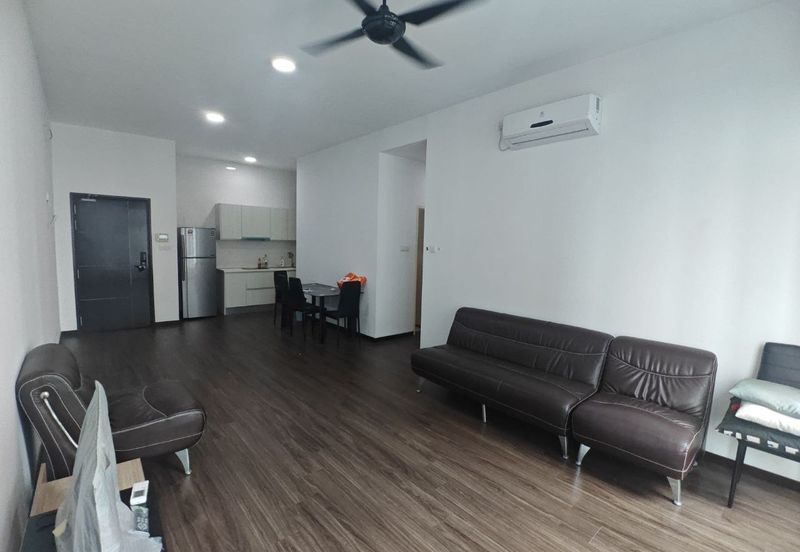 D'Summit Residences @ Kempas Utama