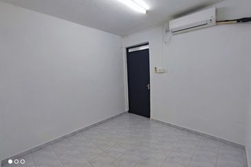 Flat Taman Ungku Tun Aminah