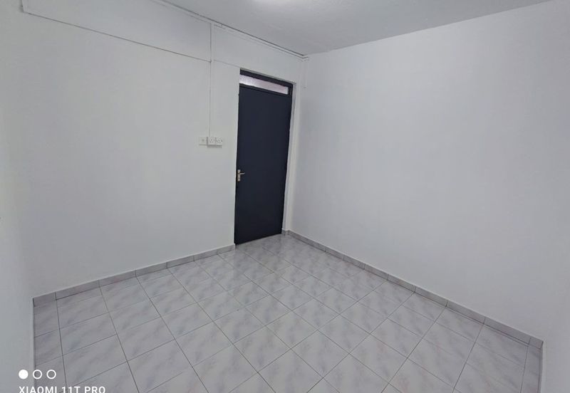 Flat Taman Ungku Tun Aminah