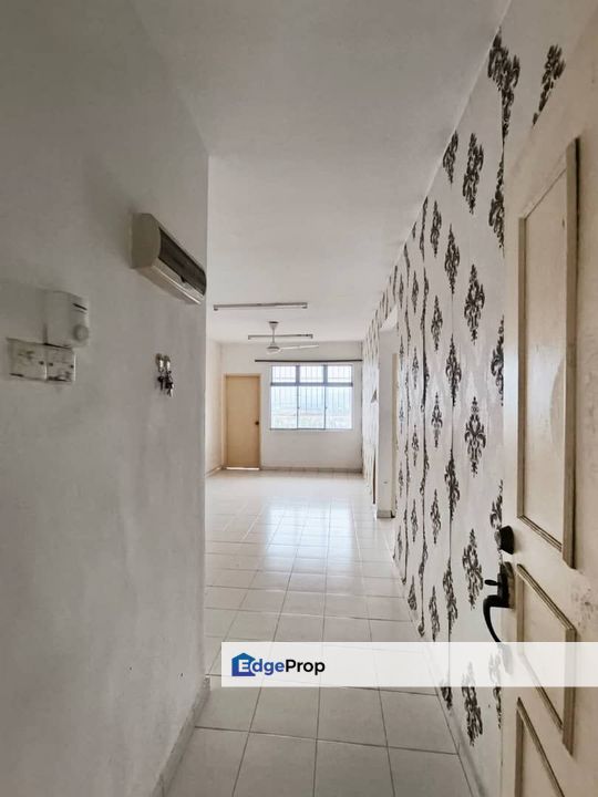 VILLA KRYSTAL APARTMENT @ BANDAR SELESA JAYA / SKUDAI, Johor, Skudai