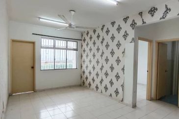 Villa Krystal, Bandar Selesa Jaya