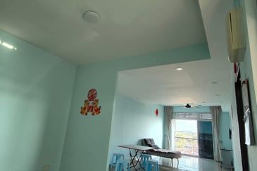 Eastbay Luxury Apartment