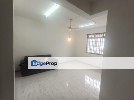 SRI AWANA TOWNHOUSE @ BANDAR SELESA JAYA / SKUDAI, Johor, Skudai
