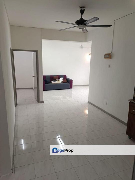 SRI AWANA TOWNHOUSE @ BANDAR SELESA JAYA / SKUDAI, Johor, Skudai