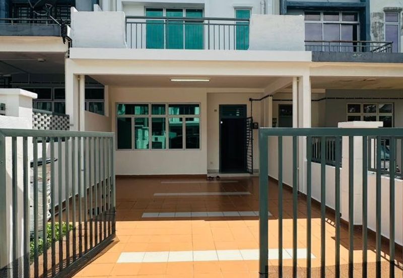 Clover @ Taman Pulai Mutiara 2