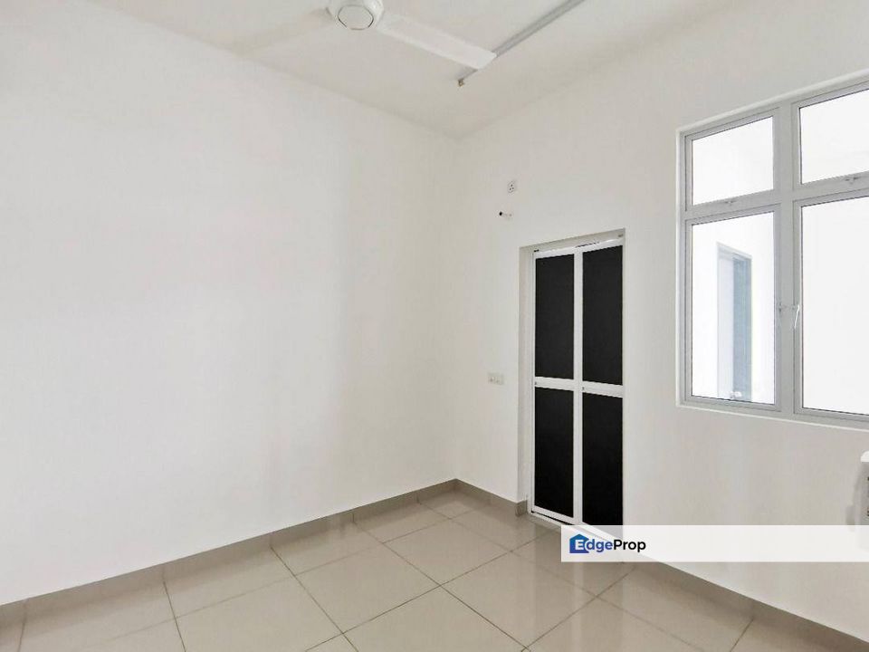 PRESINT WIJAYA TAMAN UNGKU TUN AMINAH SKUDAI @ DOUBLE STOREY, Johor, Skudai