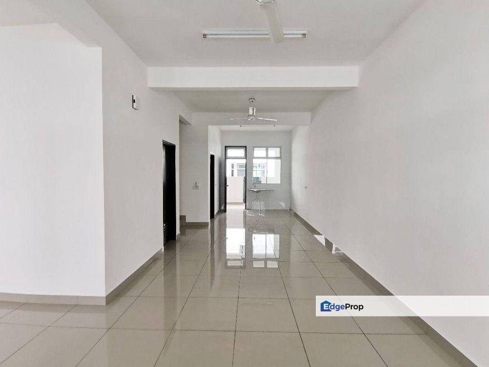 PRESINT WIJAYA TAMAN UNGKU TUN AMINAH SKUDAI @ DOUBLE STOREY, Johor, Skudai