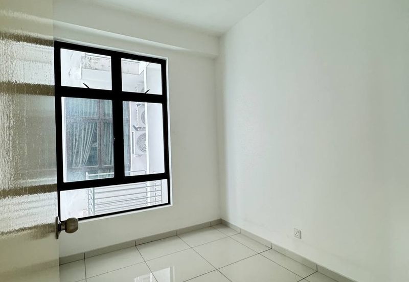 D'Summit Residences @ Kempas Utama