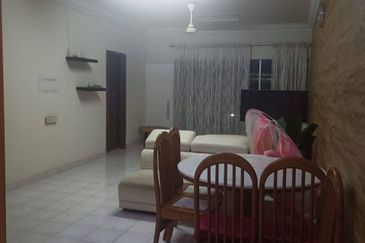 Bistari Impian Apartment @ Larkin