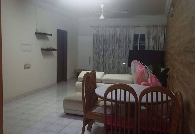 Bistari Impian Apartment @ Larkin