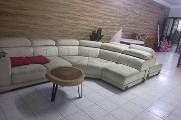 Bistari Impian Apartment @ Larkin