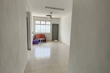 Villa Krystal, Bandar Selesa Jaya