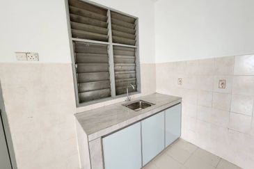 Villa Krystal, Bandar Selesa Jaya