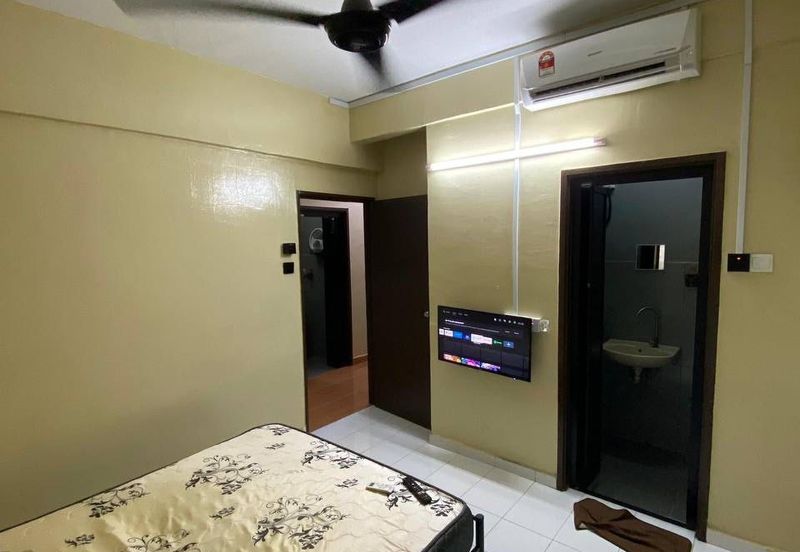 Sri Impian Apartment, Larkin Perdana