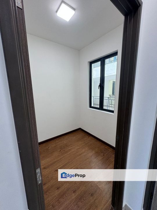 CENTRAL PARK COUNTRY GARDEN APARTMENT @ TAMPOI, Johor, Johor Bahru