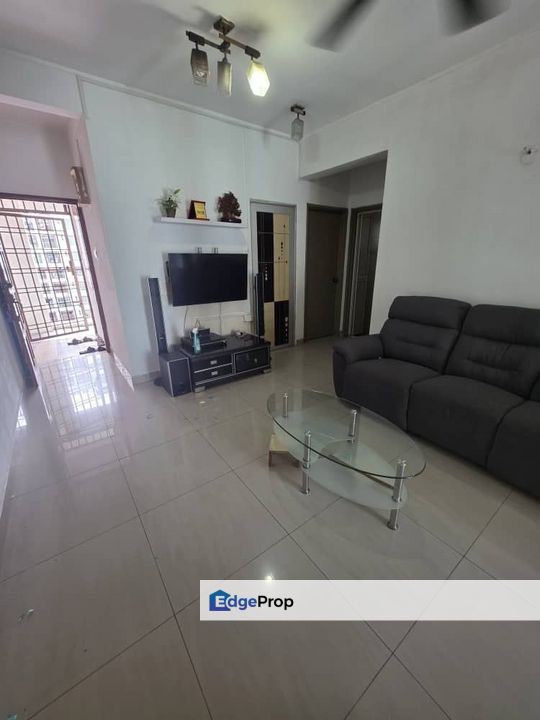 SURIAMAS SUITES APARTMENT @ KEBUN TEH / LARKIN / CIQ, Johor, Johor Bahru