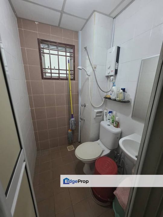 SURIAMAS SUITES APARTMENT @ KEBUN TEH / LARKIN / CIQ, Johor, Johor Bahru