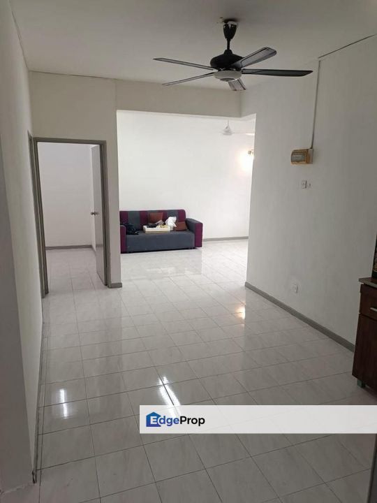SRI AWANA TOWNHOUSE @ BANDAR SELESA JAYA, SKUDAI, Johor, Skudai
