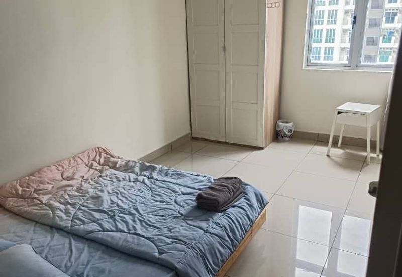 Meridin Bayvue Apartment