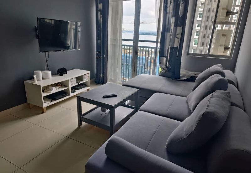 Meridin Bayvue Apartment